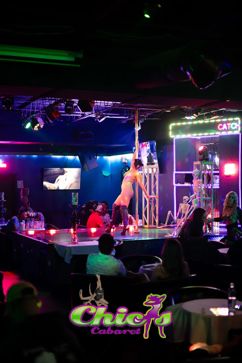 Chicas Cabaret Gallery Image 19
